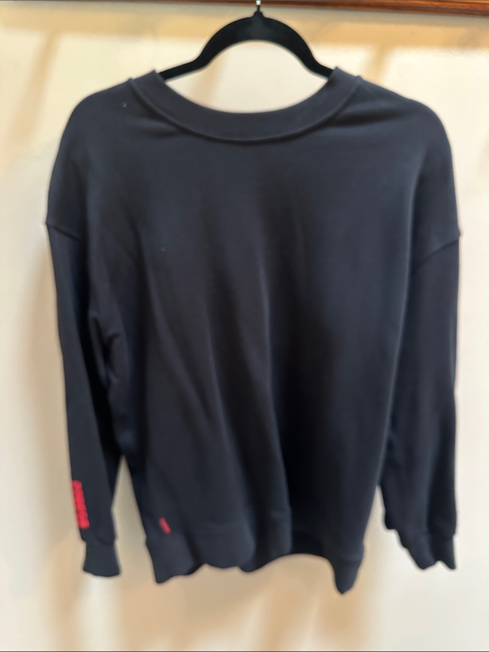 Men's Black Crewneck Sweater - Brand Unknown